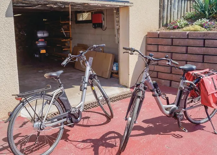 Holiday home Awesome Home In Denipaire With Sauna Denipaire